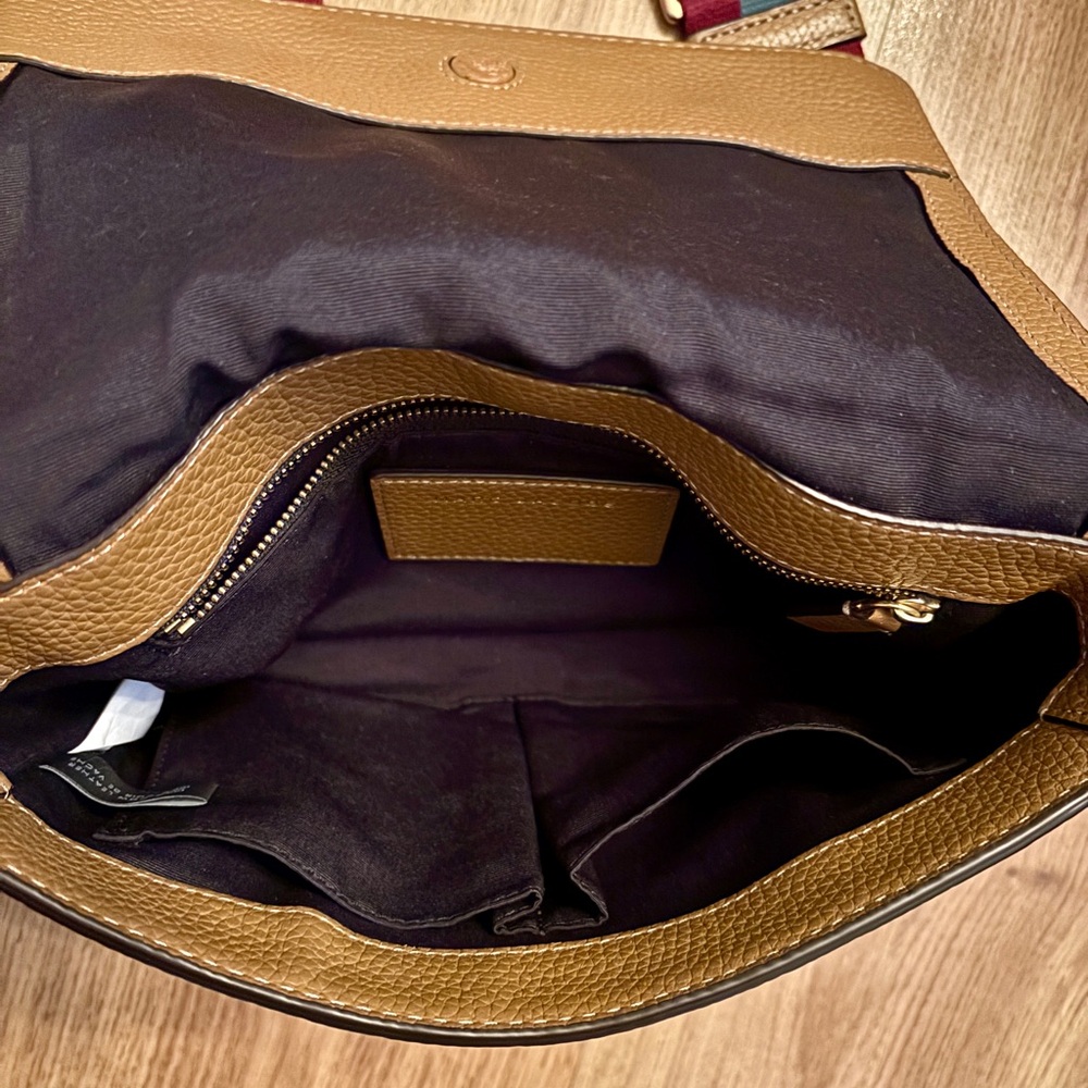 MARC JACOBS | Gotham Leather Caramel Crossbody Adjustable Strap Purse Bag - Picture 4 of 5